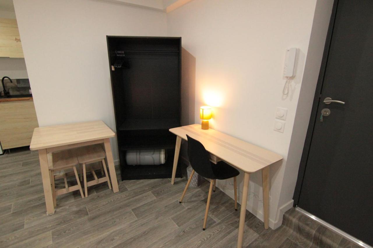 Jolis Appartements Au Coeur De Clermont Ferrand - Proche Jaude - Wifi Et Netflix Kültér fotó