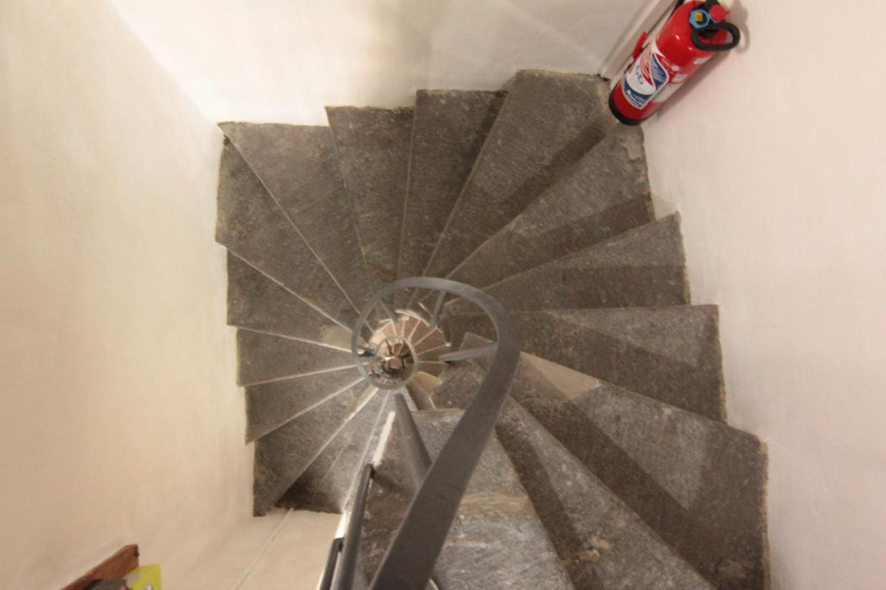 Jolis Appartements Au Coeur De Clermont Ferrand - Proche Jaude - Wifi Et Netflix Kültér fotó